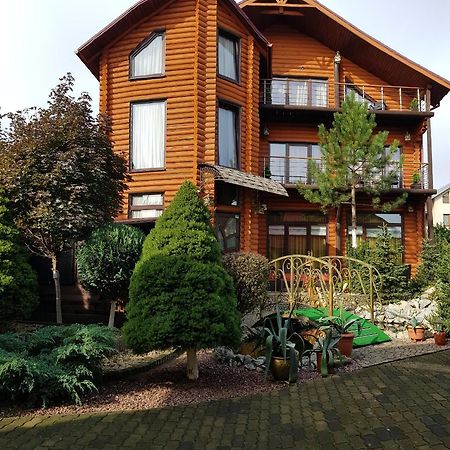 Luxury Villa With Pool And Sauna Cernăuți Exterior foto