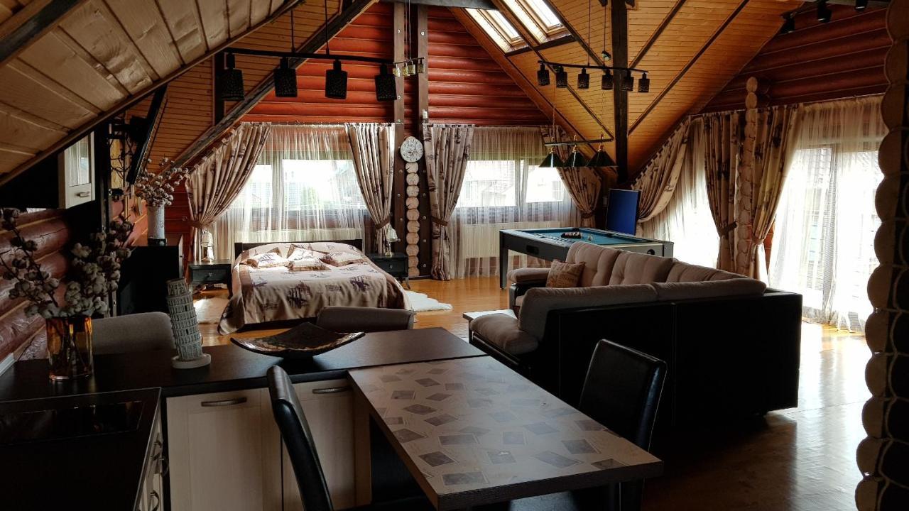 Luxury Villa With Pool And Sauna Cernăuți Exterior foto