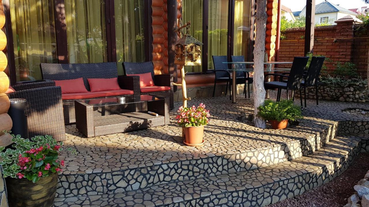 Luxury Villa With Pool And Sauna Cernăuți Exterior foto