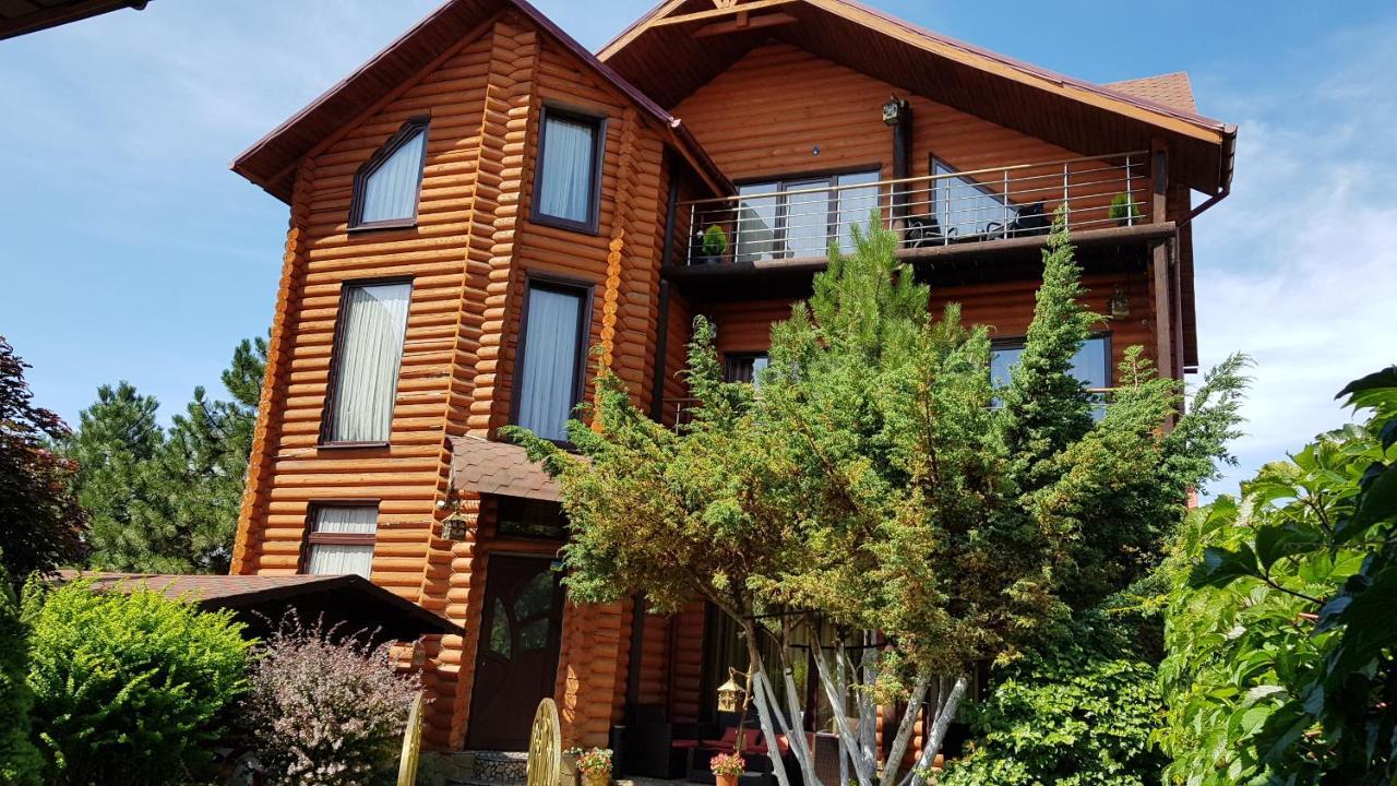 Luxury Villa With Pool And Sauna Cernăuți Exterior foto