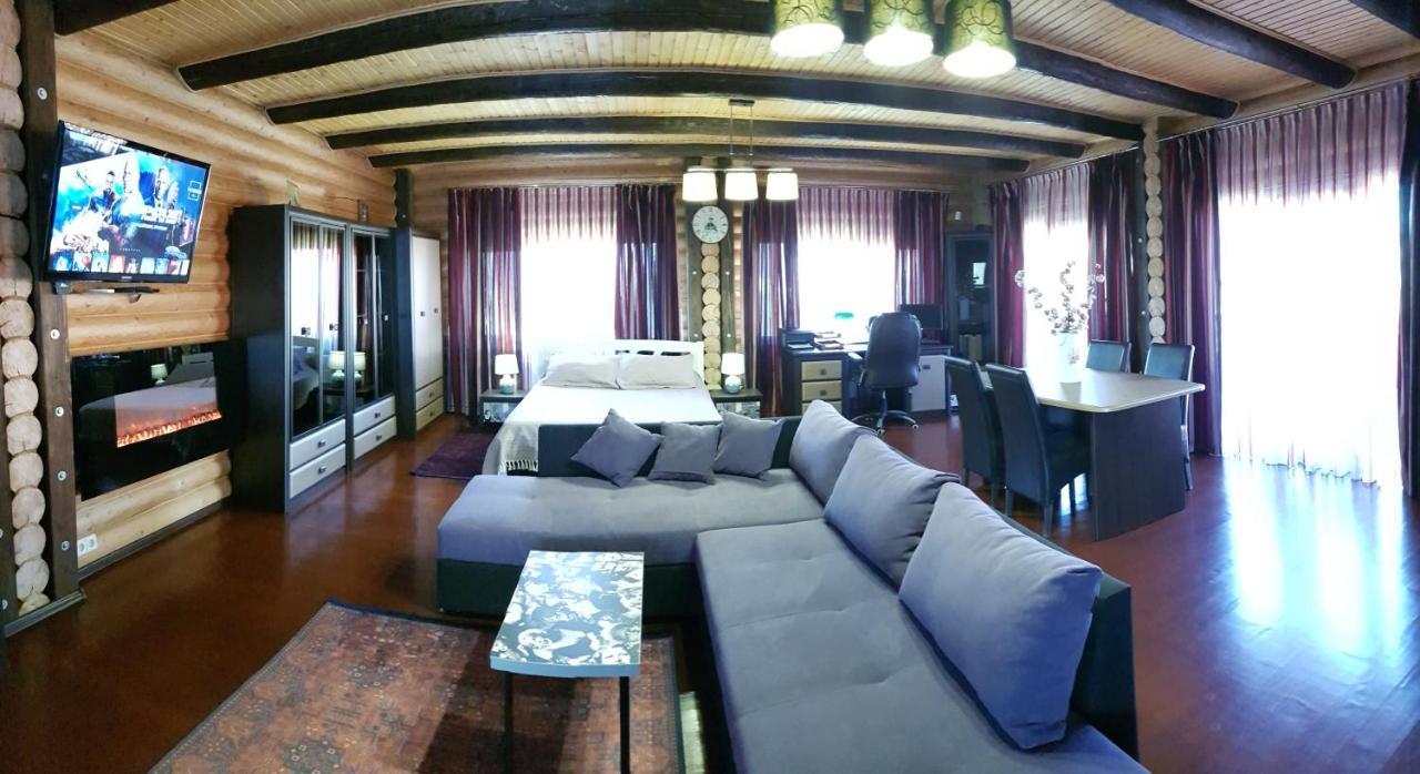 Luxury Villa With Pool And Sauna Cernăuți Exterior foto